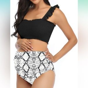 Maternity High Waist Bikini Swimsuit Two Piece Ruffled • Size Medium